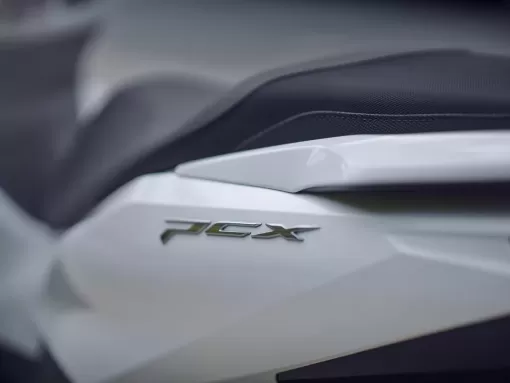 honda-nov24-pcx125-gallery6.jpg