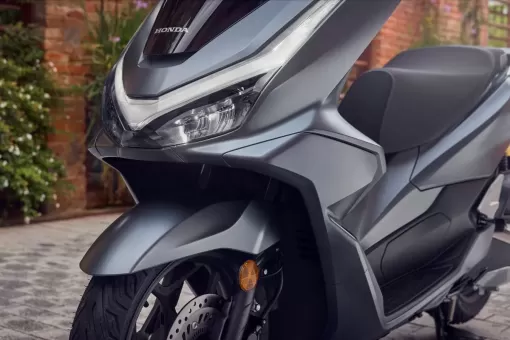 honda-nov24-pcx125-gallery11.jpg