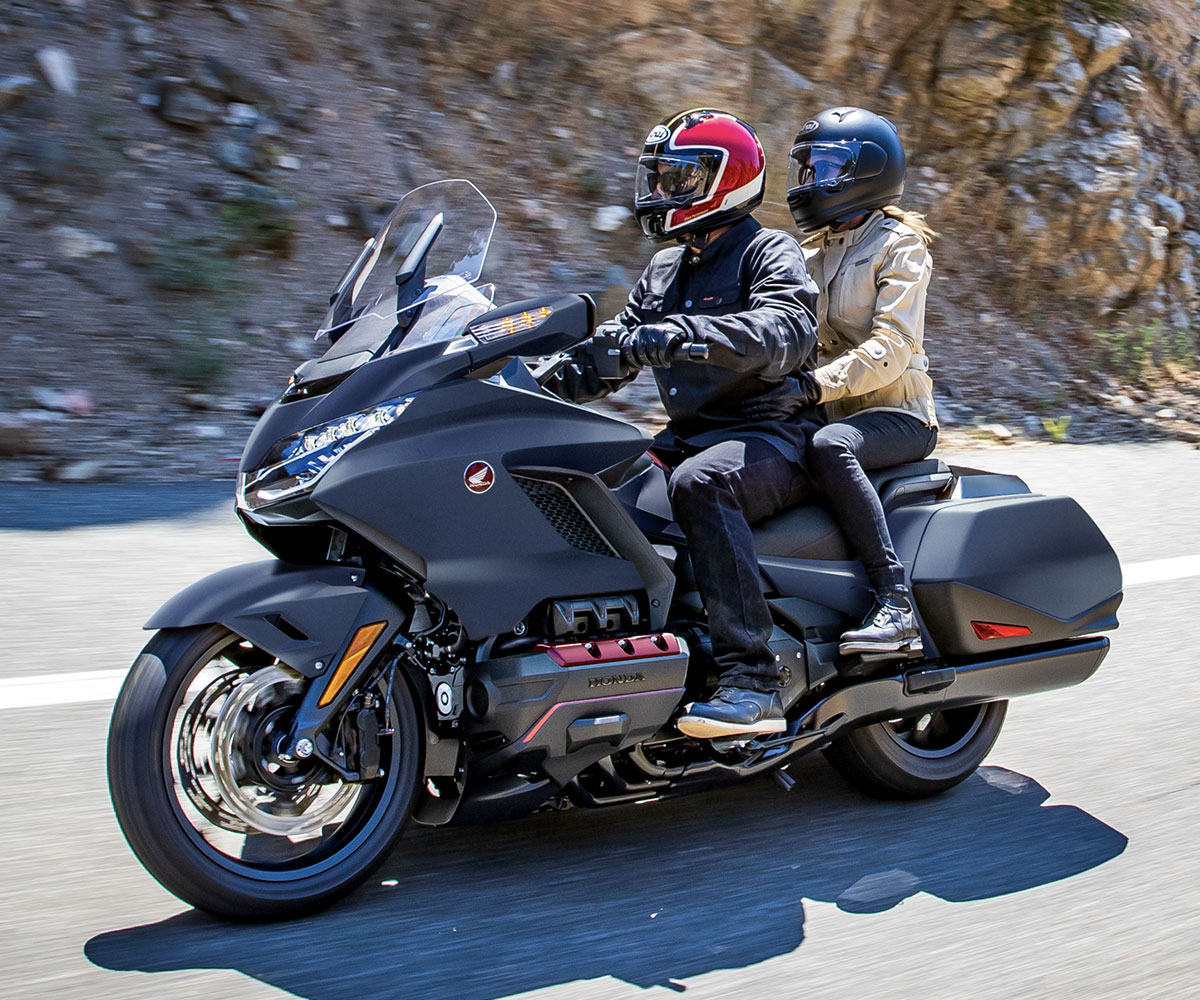 Moto Custom 2023: A Ride Through Time, Built for Today